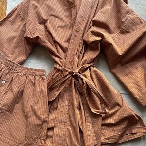 Deji Studios Robe & Shorts Set